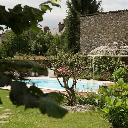 Chez Les Gars Bed & Breakfast Châteaubriant